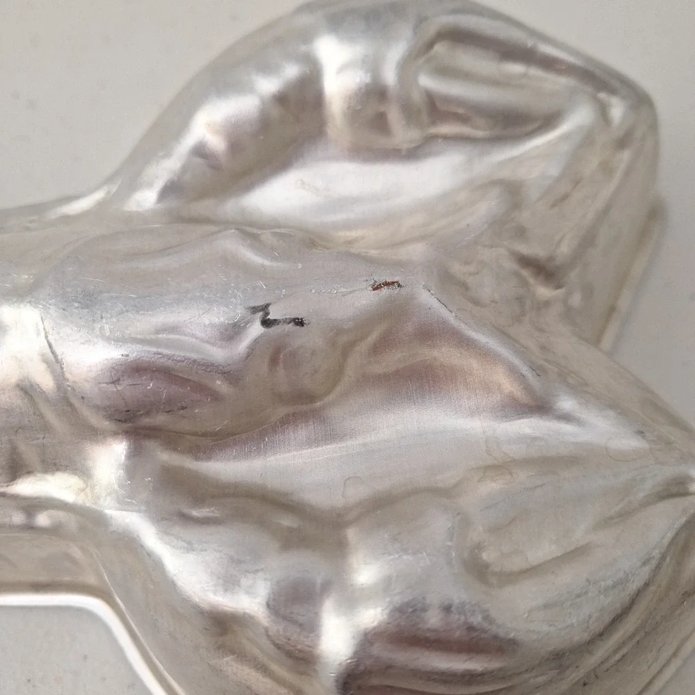 Vintage Silver Lobster Wall Hanging Jello Cake Mold MCM Gold Girls